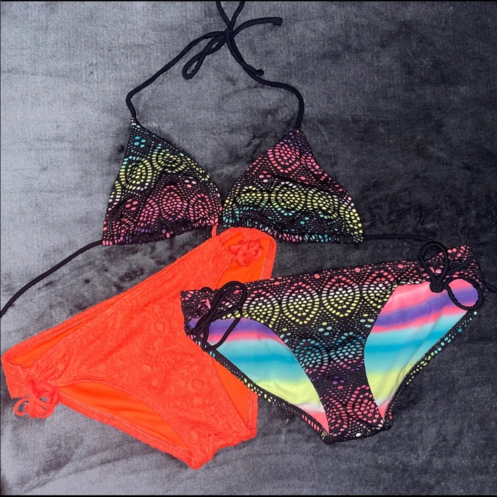 ♥️2/$15 (M) Juniors Mix & Match Bikinis
